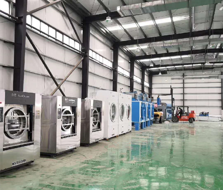 工業(yè)洗衣機(jī)100公斤價格多少？按種類報價更準(zhǔn)確